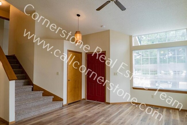Building Photo - 3050 Haystack Dr