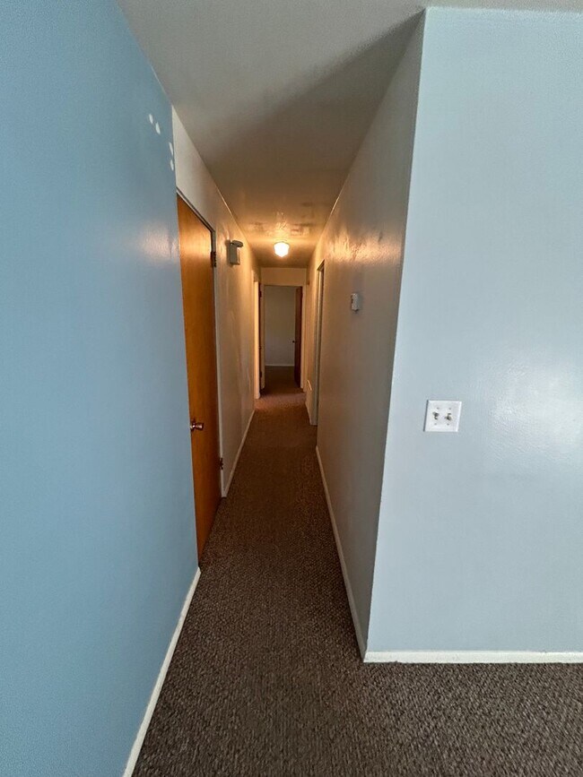Building Photo - 838 Avenue C