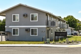 Building Photo - Ferns Apartments