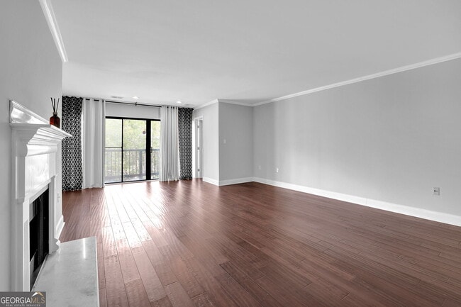 Building Photo - 1104 Pine Heights Dr NE