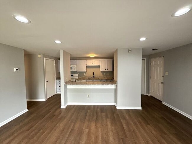 Building Photo - University - T.R. Lawing Realty Property