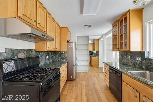 Building Photo - 4351 Satinwood Dr