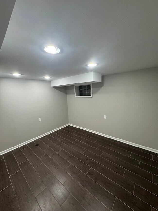 Building Photo - 6525 W 63rd Pl