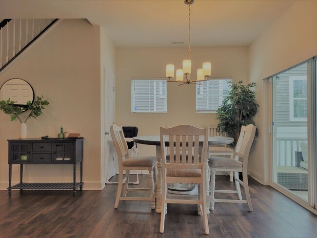 Building Photo - Beautiful end unit townhouse in Cosby Village with loads of extras.