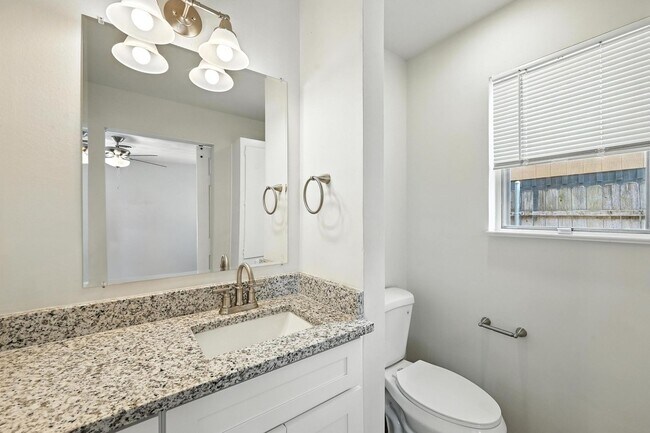 Building Photo - Immaculate 4-Bedroom Remodel in the Heart ...