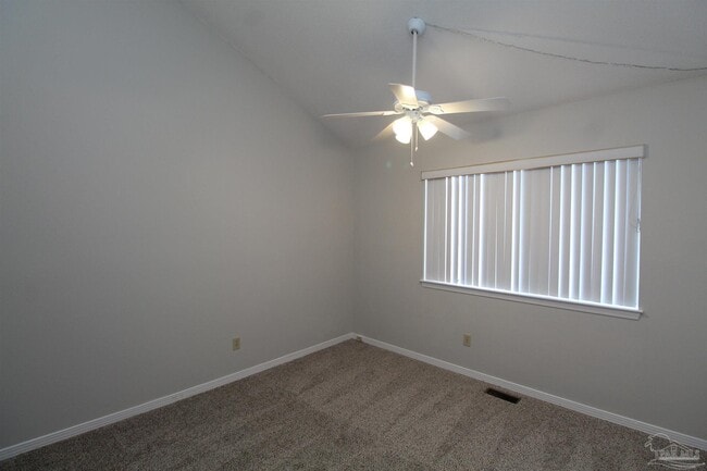 Building Photo - 923 Brookside Pl