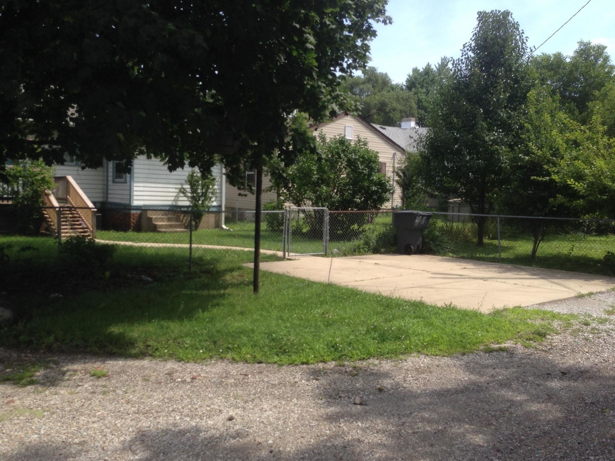 Backyard With 2 Concrete Parking Pads - 2815 E Vermont St