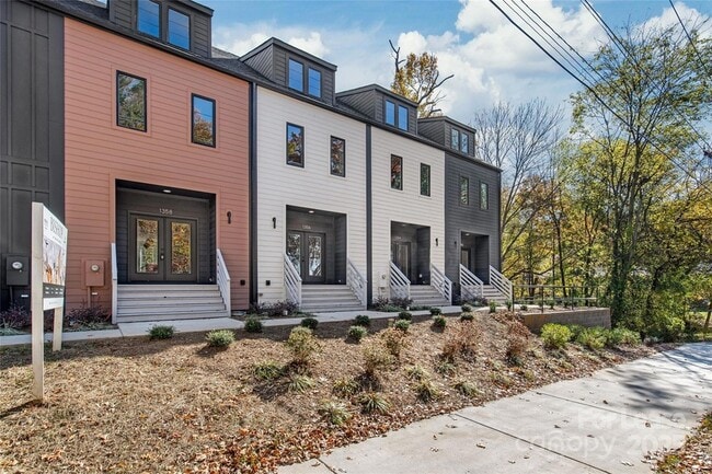 Building Photo - 1356 Briar Creek Rd