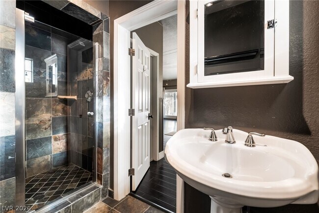 Building Photo - 2131 Alexa Breanne Ct