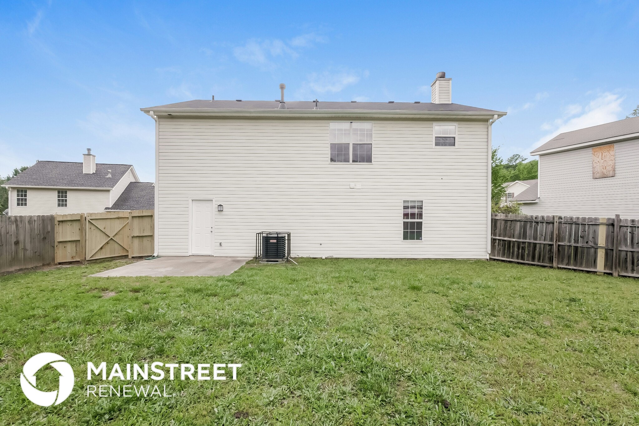 Building Photo - 1576 Norman Crossing