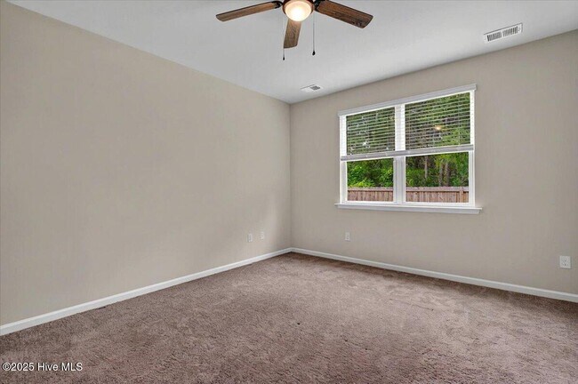 Building Photo - 1338 Cadbury Castle Dr SE