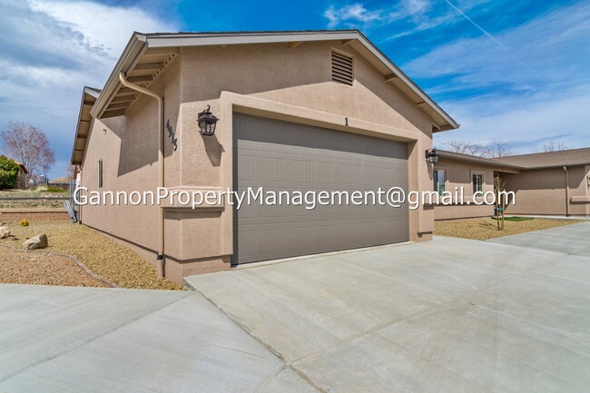 Building Photo - 4734 N Ocotillo Dr