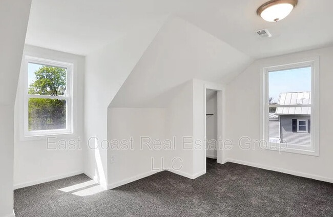 Building Photo - 15731 Fenton Ave