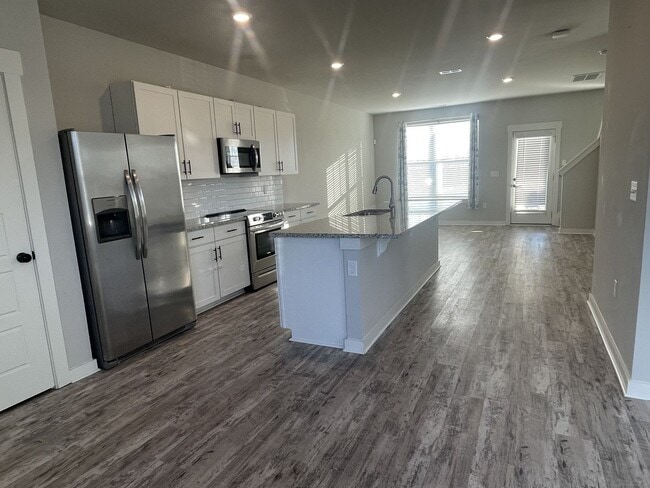 Building Photo - 4245 Gandalf Ln
