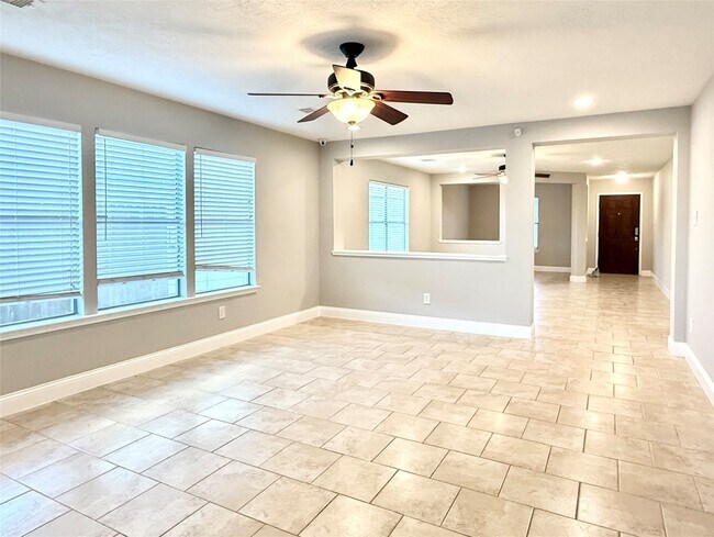 Building Photo - 16026 Arapaho Bend Ln