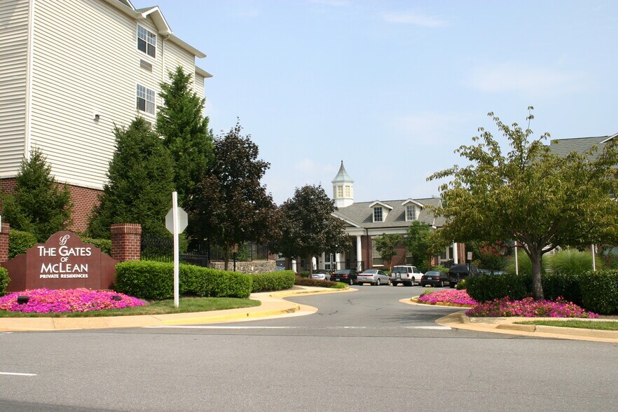 Entrance - 1570 Spring Gate Dr