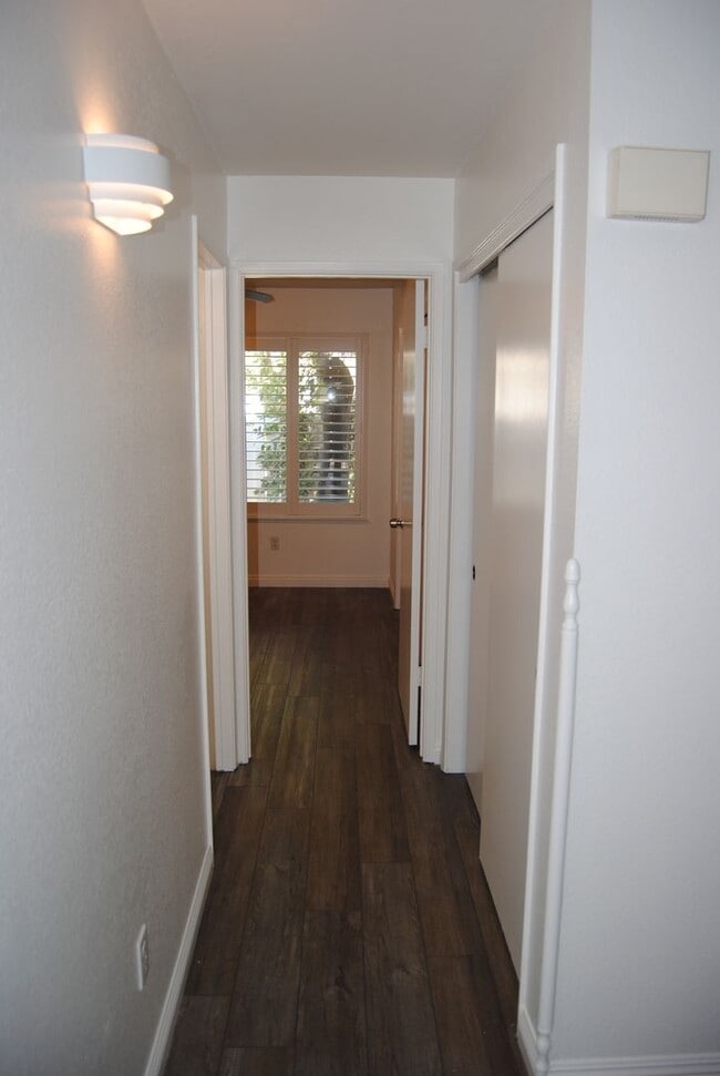 Building Photo - 8000 Kroll Way