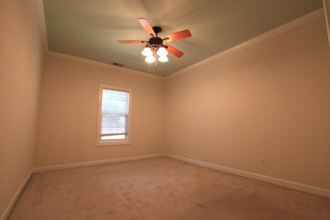 Building Photo - 2207 Stanford Ct