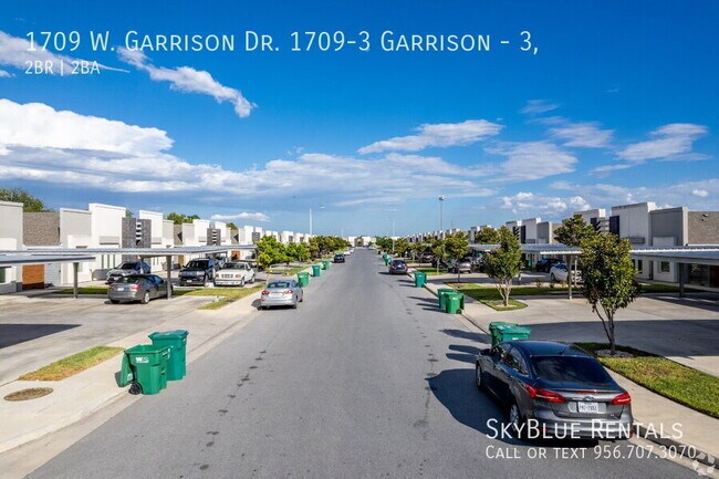 Building Photo - 1709 W Garrison Dr