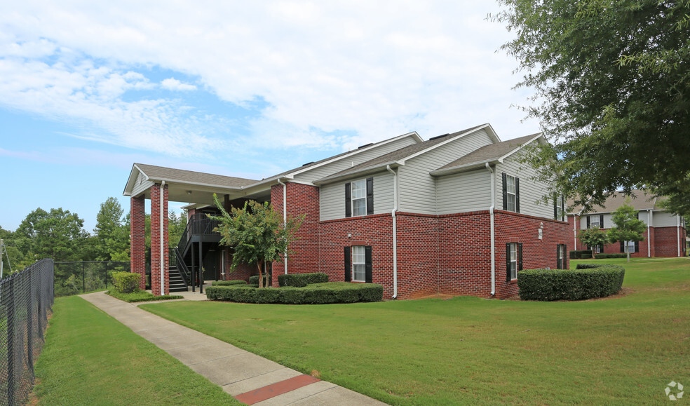 Livingston Oaks Apartments - 5401 Livingston Oaks Cir Birmingham AL ...