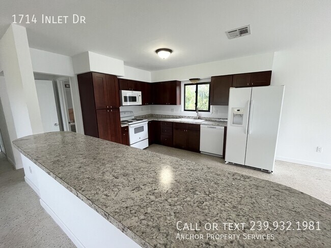 Building Photo - 1714 Inlet Dr