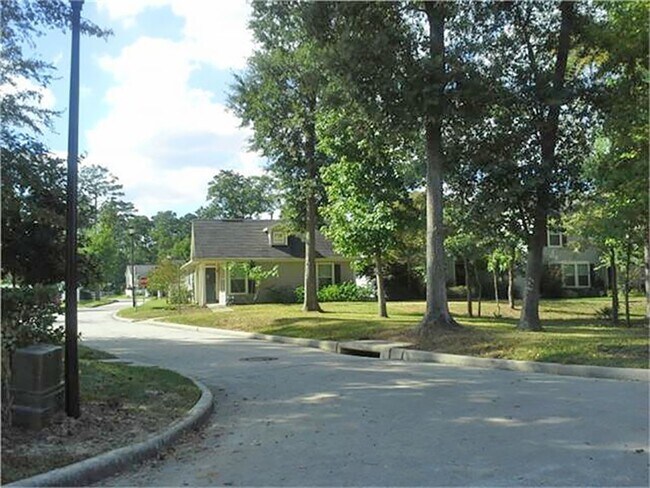 Building Photo - 21016 Alden's Oak