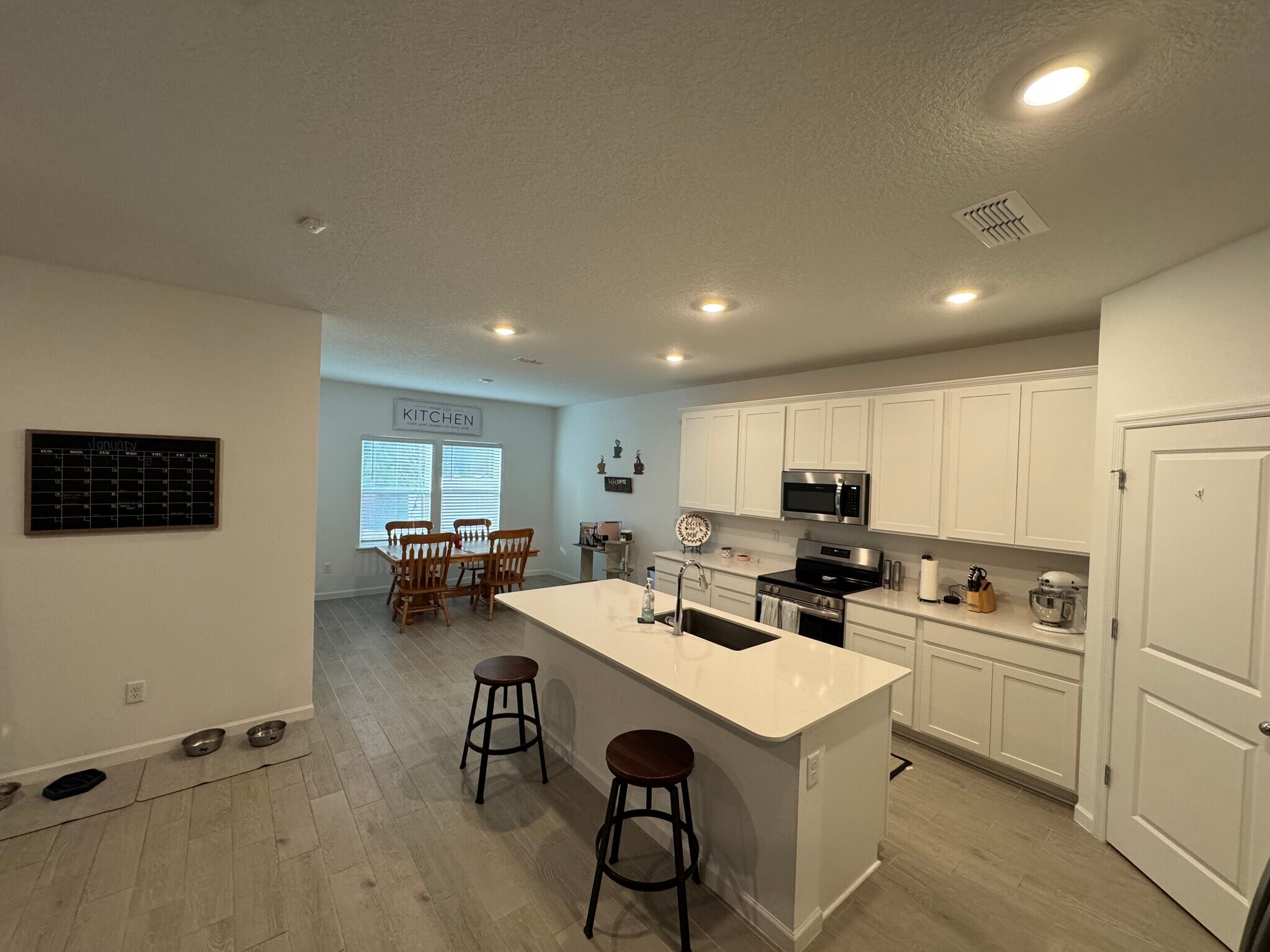 Building Photo - 8486 Horsebit Cir