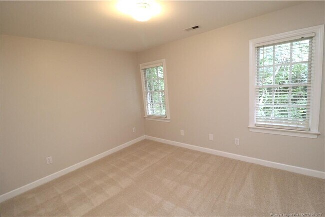 Building Photo - 107 Hardaway Ct