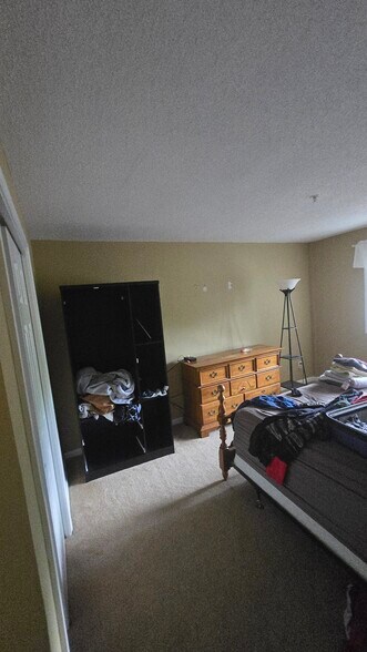 Building Photo - 31 Devereux St