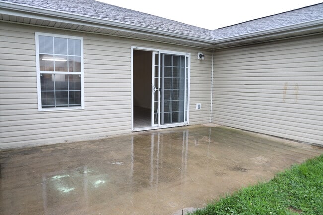 Building Photo - 20901 Hartsburg Ln