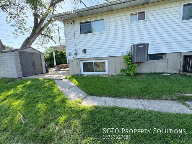 Building Photo - 1490 Shackelford Rd