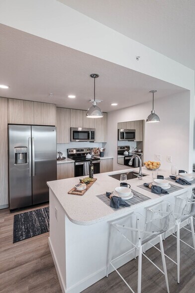 Building Photo - The Palmeri Residences