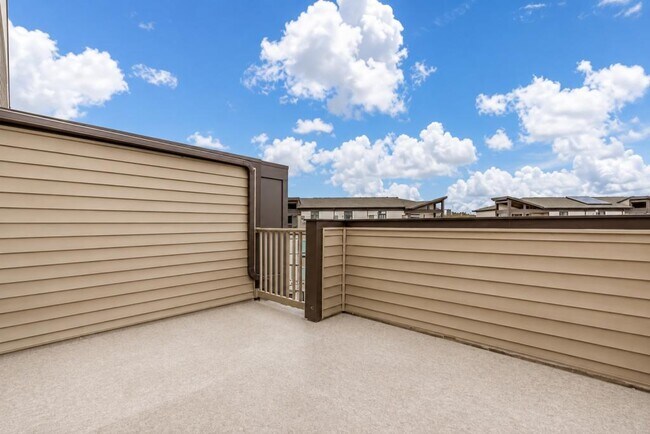 Building Photo - 1551 Holland Park Ln