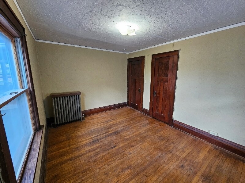 Building Photo - 1926 7th St