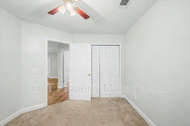 Building Photo - 2305 Spivey Ave