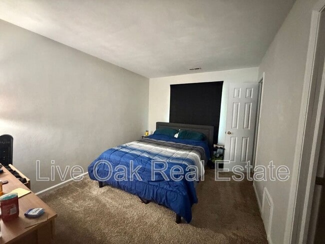 Building Photo - 103 N Thalia Rd