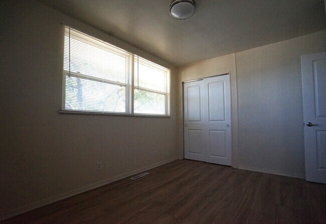 Building Photo - 761 Campo St