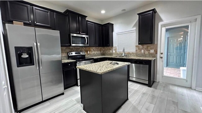 Building Photo - 552 Juniper Springs Dr