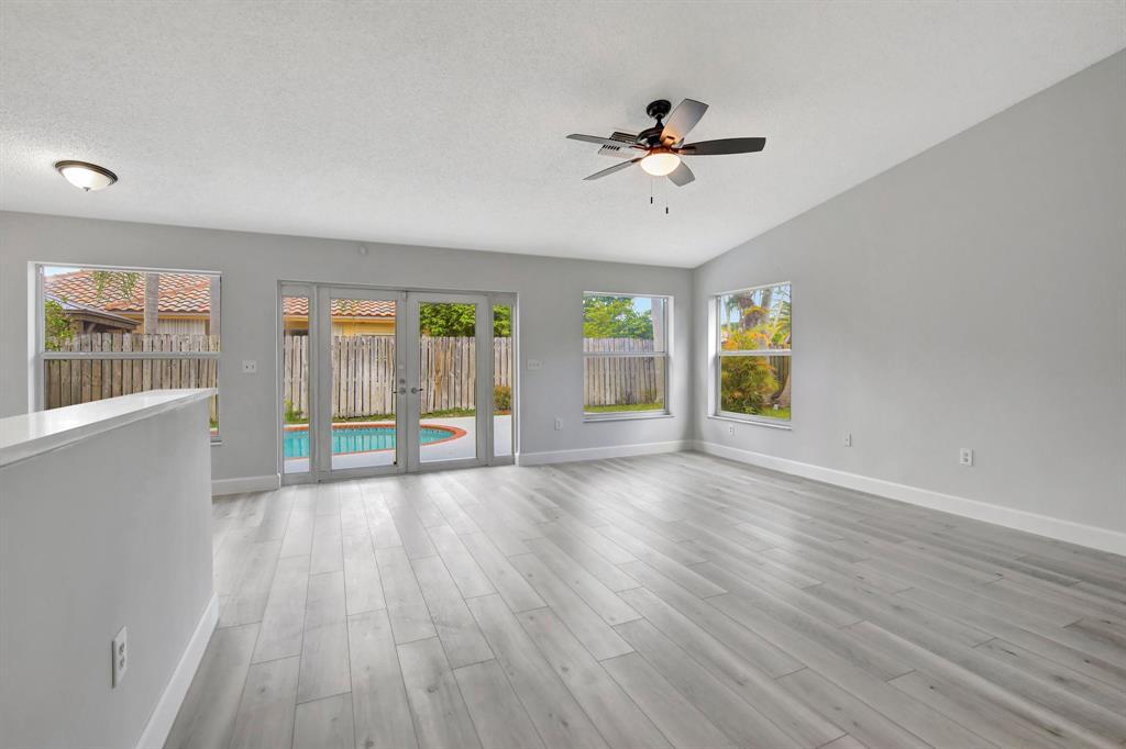 Building Photo - 5200 NW 66th Ave