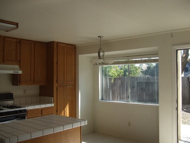 Building Photo - 419 Regency Cir