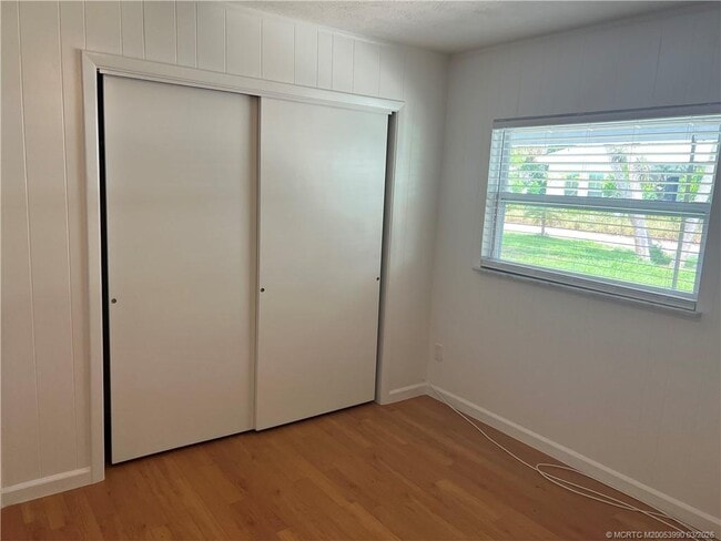 Building Photo - 2172 NE Pelican Terrace