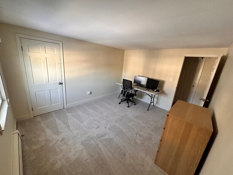 Bedroom 2 - 53 Edinboro St