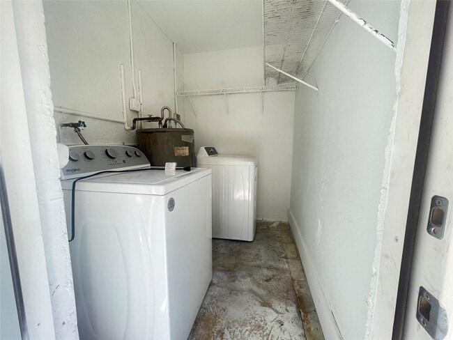 Building Photo - 8010 SW 7th St