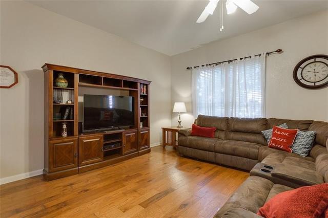 Building Photo - 4812 Carrotwood Dr