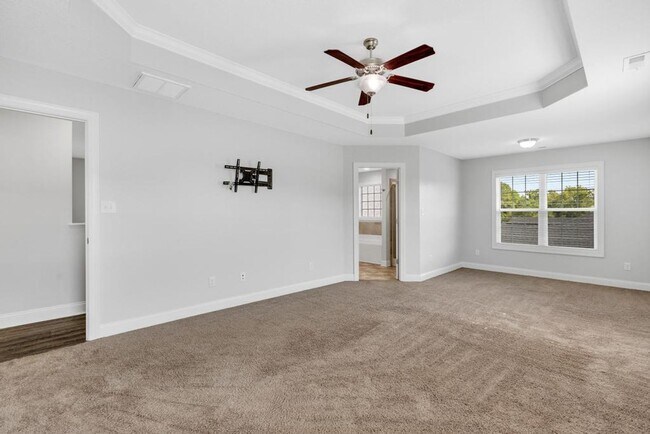 Building Photo - Sterling Farms Beauty!