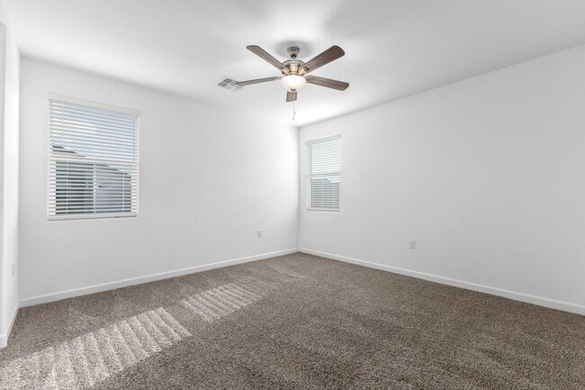 Building Photo - 3241 W Shanley Ave