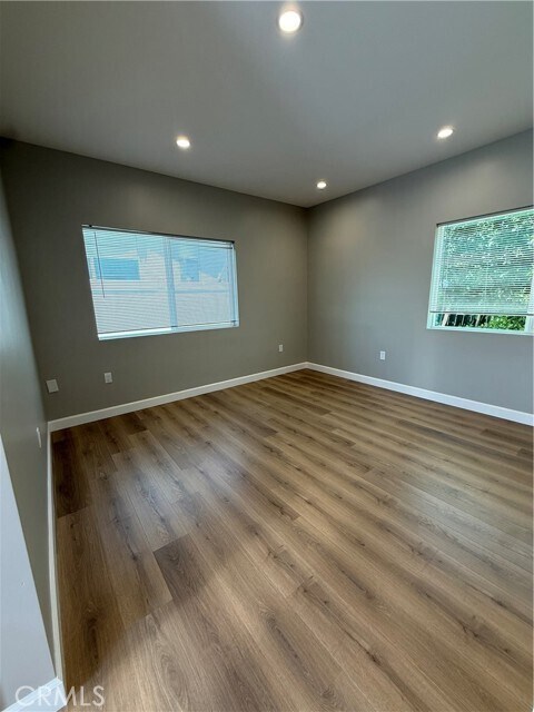 Building Photo - 6246 Tujunga Ave