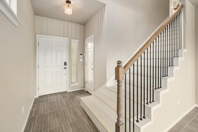 Building Photo - 3651 Sandy Brook Dr