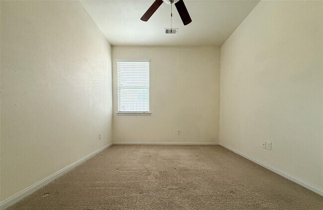 Building Photo - 2679 Cedar Path Ln