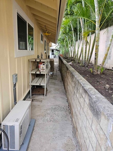 Building Photo - 5344 Malu Pl